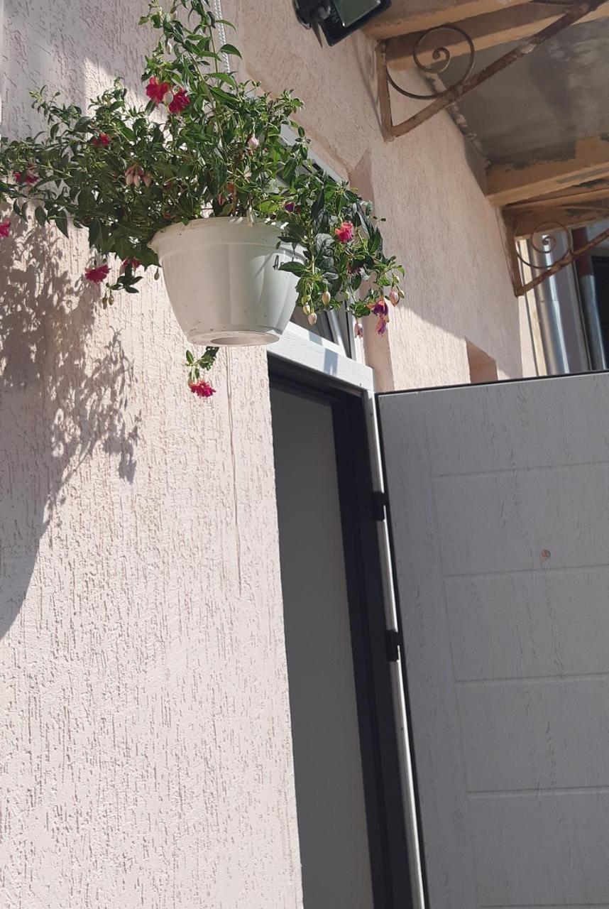 לבוב Transfer Apartment מראה חיצוני תמונה